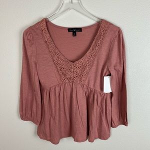 Derek Heart | Pink Lace V-Neck Peasant Top